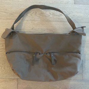 Suwa bag: casual, sporty and elegant, comfortable, practical